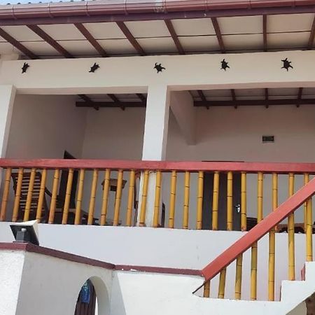 Kiralawella Beach Inn Матара Екстериор снимка